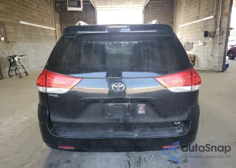 2011 Toyota Sienna Le from USA, damaged, VIN 5TDKK3DC7BS010324
